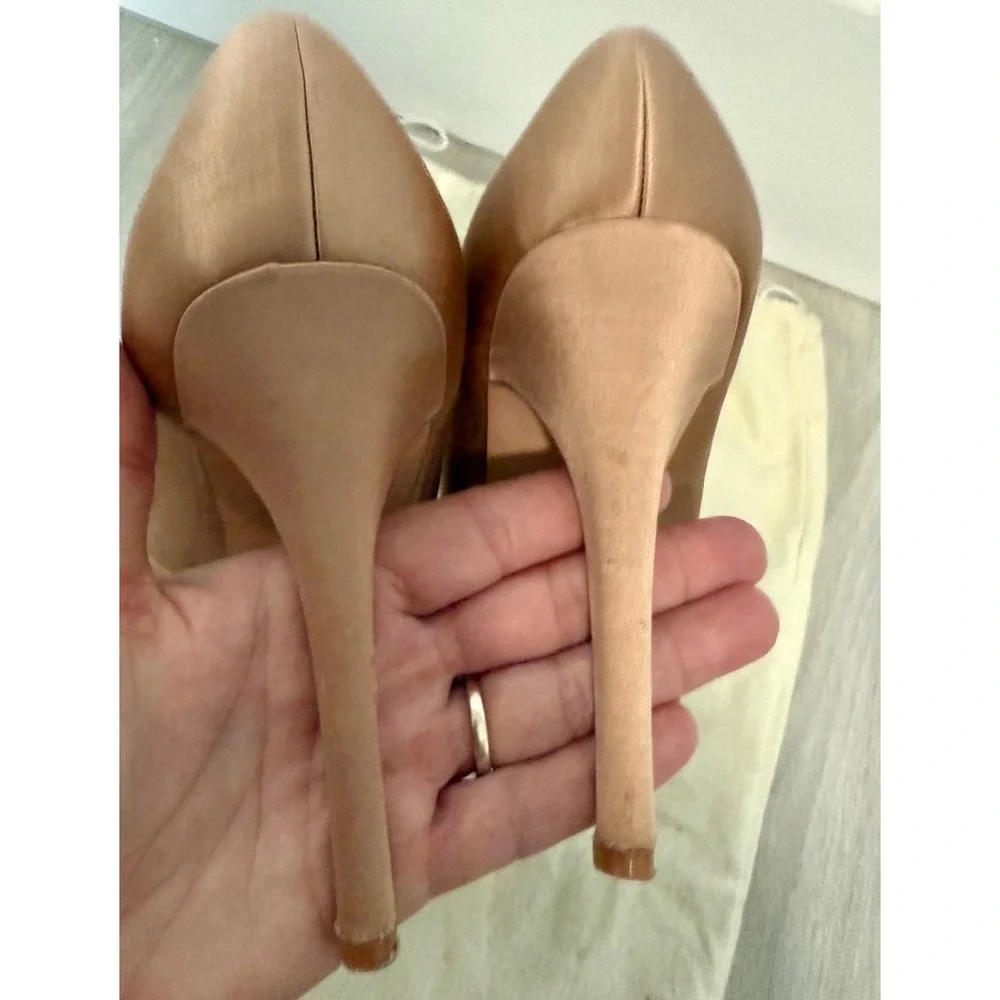 Badgley‎ Mischka Peep Toe Heels Embellished Satin Rose Gold Size 8.5